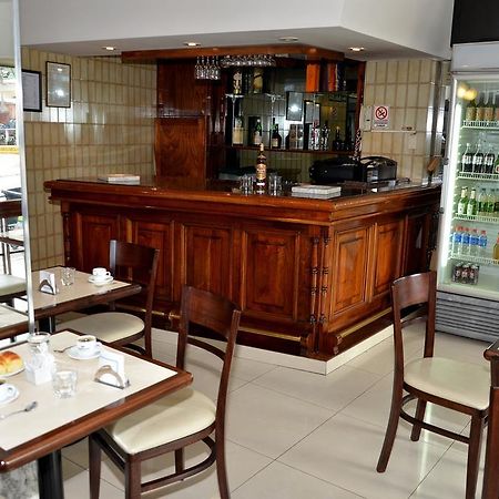Ecuador Hotel Buenos Aires Bagian luar foto
