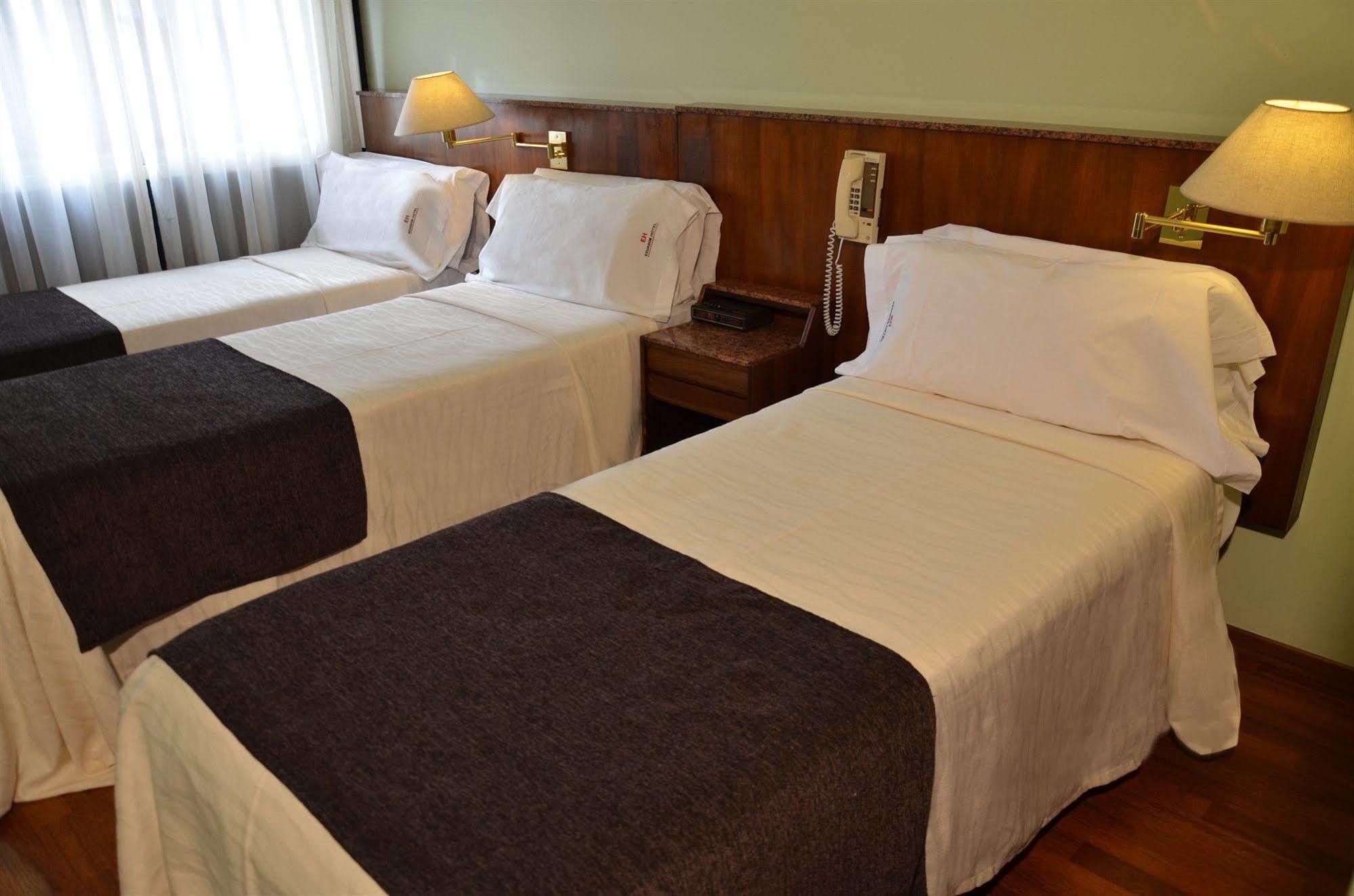 Ecuador Hotel Buenos Aires Bagian luar foto